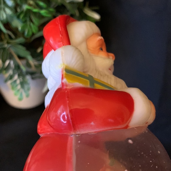 Vintage 1950-60’s plastic Roly Poly Christmas Santa Snow globe - Picture 11 of 12